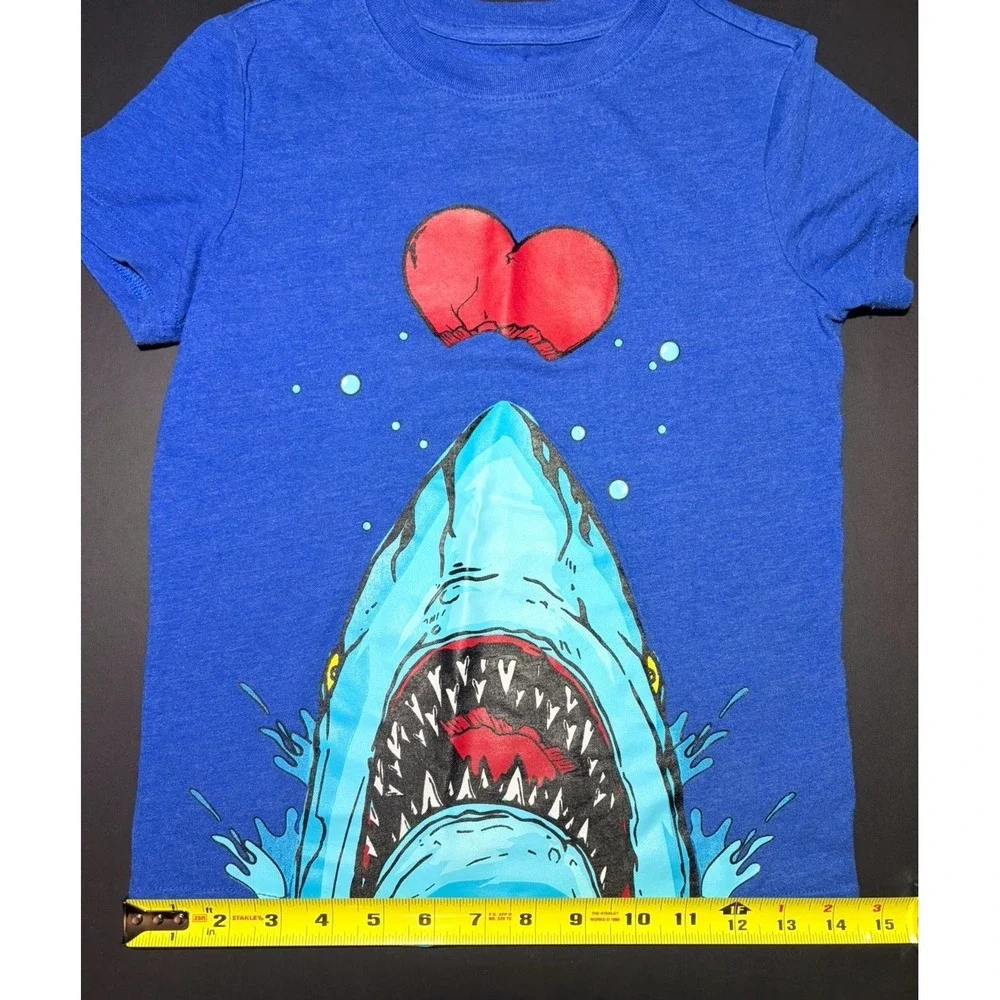 Cat & Jack Boys 2016 Unisex Kids Sz Small 6/7 Blue Shark Heart Valentine's Day‎